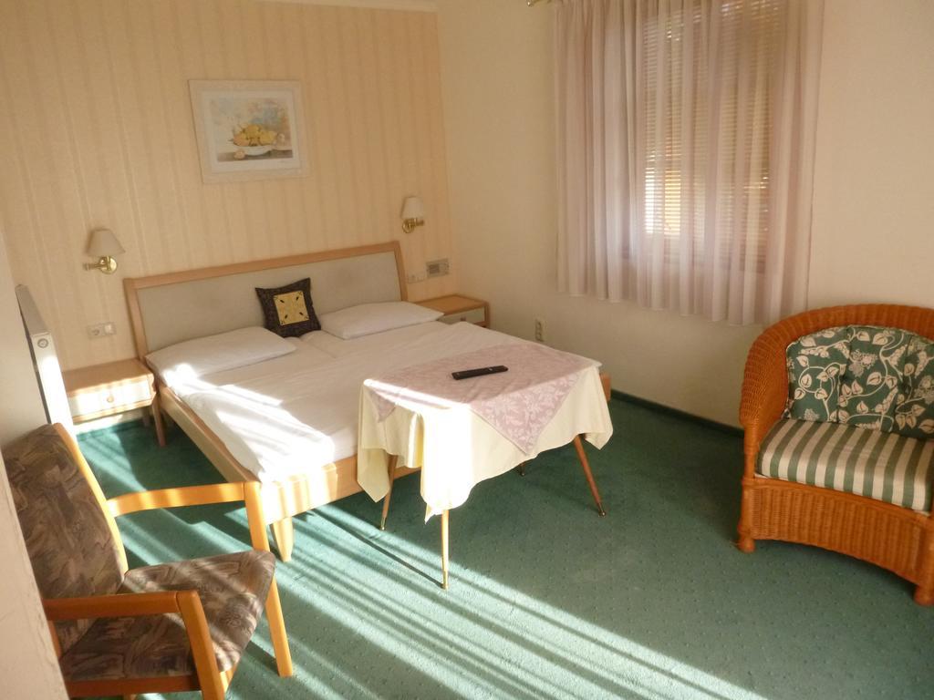 Pension Gruenauhof Gruenau im Almtal Exterior photo